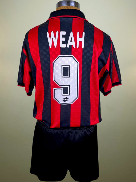 Jersey | Club | AC Milan | 1995 | George Weah | Matchworn