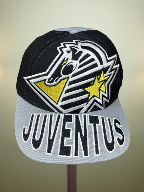 Store Memorabilia • Hat • Juventus • 1995 • Official Kappa Baseball Cap - Calcio 90