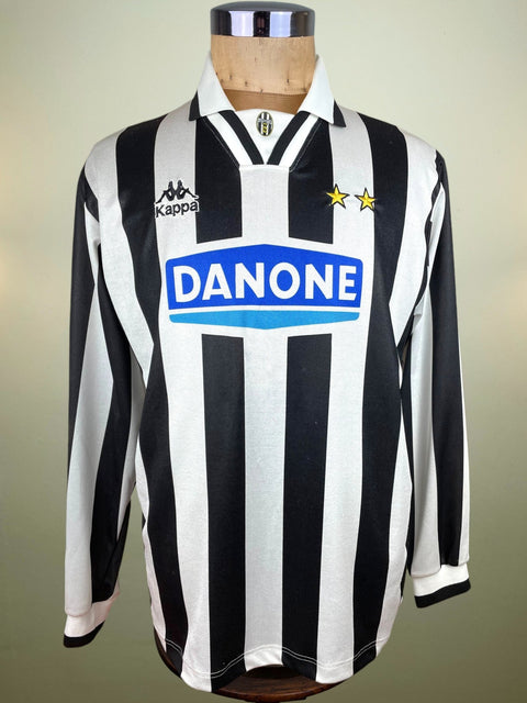 Store Shirt • Juventus • 1994 • Kappa • Home • Size M - Calcio 90