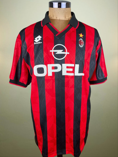 Store Shirt • AC Milan • 1995 • Lotto • Home • 3 • Paolo Maldini • Size XL - Calcio 90
