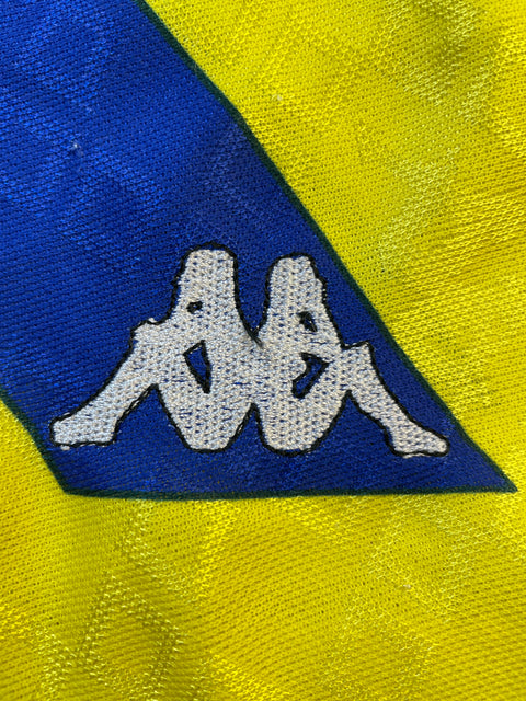 Store Shirt • Juventus • 1993 • Kappa • Away • Size L