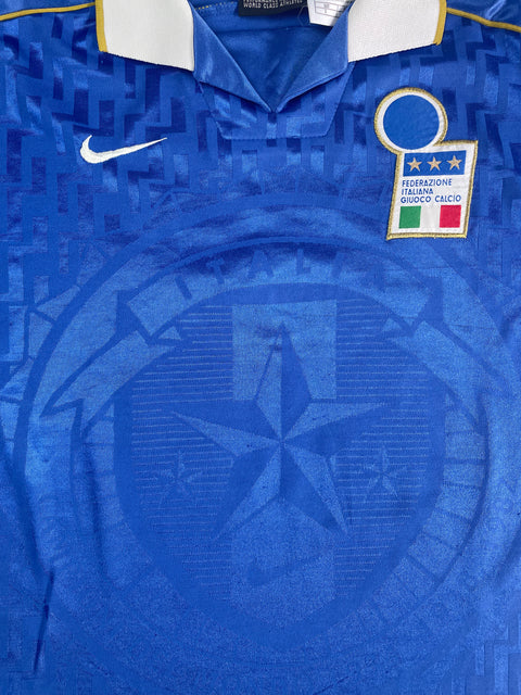 Store Shirt • Italia • 1995 • Nike • Size S