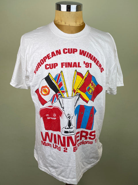 T-Shirt • 1991 • Cup Winners Cup • Man United vs Barcelona • Bootleg T-Shirt - Calcio 90