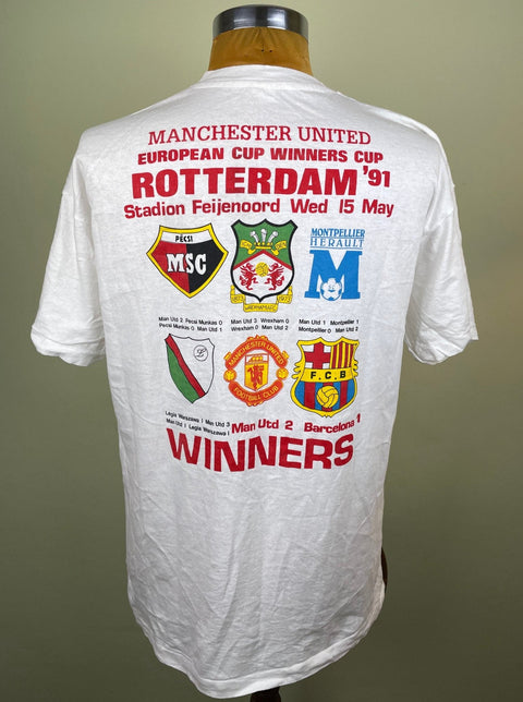 T-Shirt • 1991 • Cup Winners Cup • Man United vs Barcelona • Bootleg T-Shirt - Calcio 90