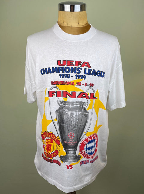 T-Shirt • 1999 • Champions League • Manchester United vs Bayern Munich • Bootleg T-Shirt - Calcio 90