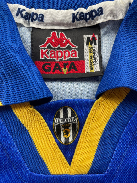 Store Shirt • Juventus • 1996 • Kappa • Away • Size M