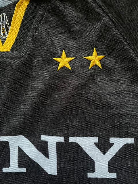 Store Shirt | Juventus | 1996 | Kappa | Size M