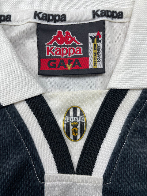 Match Shirt • Club • Juventus • 1996 • Kappa • Home • #15 • Christian Vieri • Match Worn