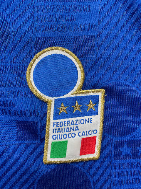 Store Shirt • Italia • 1994 • Diadora • Home • Size M