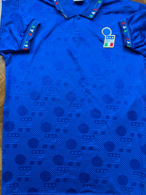 Store Shirt • Italia • 1994 • Diadora • Home • Size M