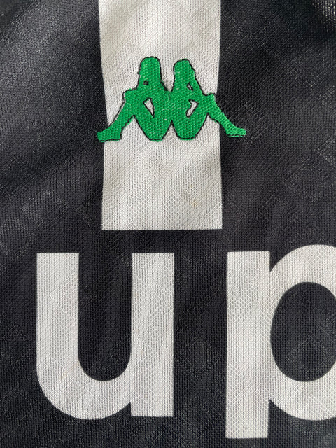Store Shirt • Juventus • 1991 • Kappa • Size M