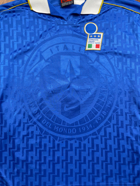 Match Shirt • National • Italia • 1995 • Nike • Home • #9 • Pierluigi Casiraghi • vs Ukraine • Euro 96 Qualifiers