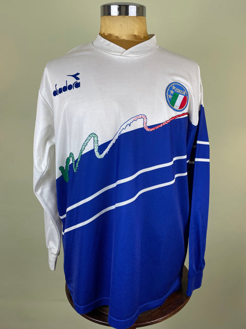 Player Issue Training • Italia • 1990 • Diadora Training Top