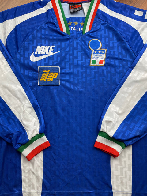 Player Issue Training • Italia • 1995 • Training Top Player Issue