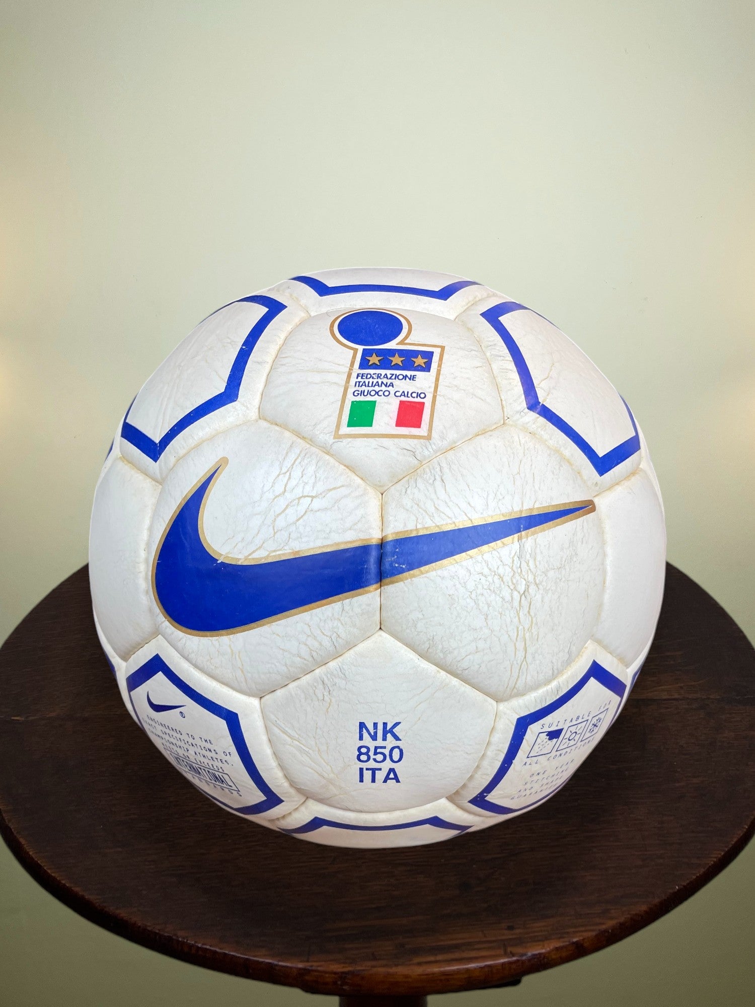 1997 – Nike Match Ball - Italy vs Moldova - EURO 96 Qualifiers