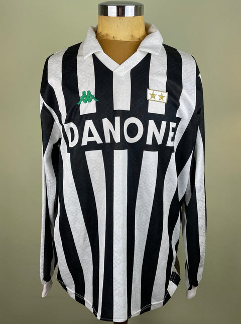 Match Shirt • Club • Juventus • 1993 • Kappa • Home • 8 • Antonio Conte • Match Worn - Calcio 90