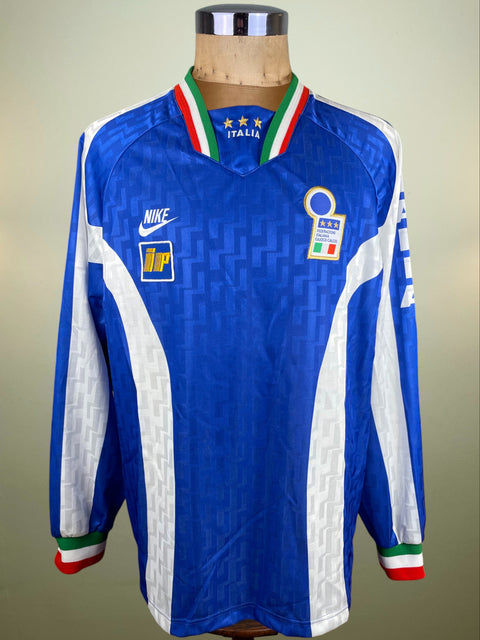 Player Issue Training • Italia • 1995 • Nike Training Top • Size XL • Signed by Sandro Cois
