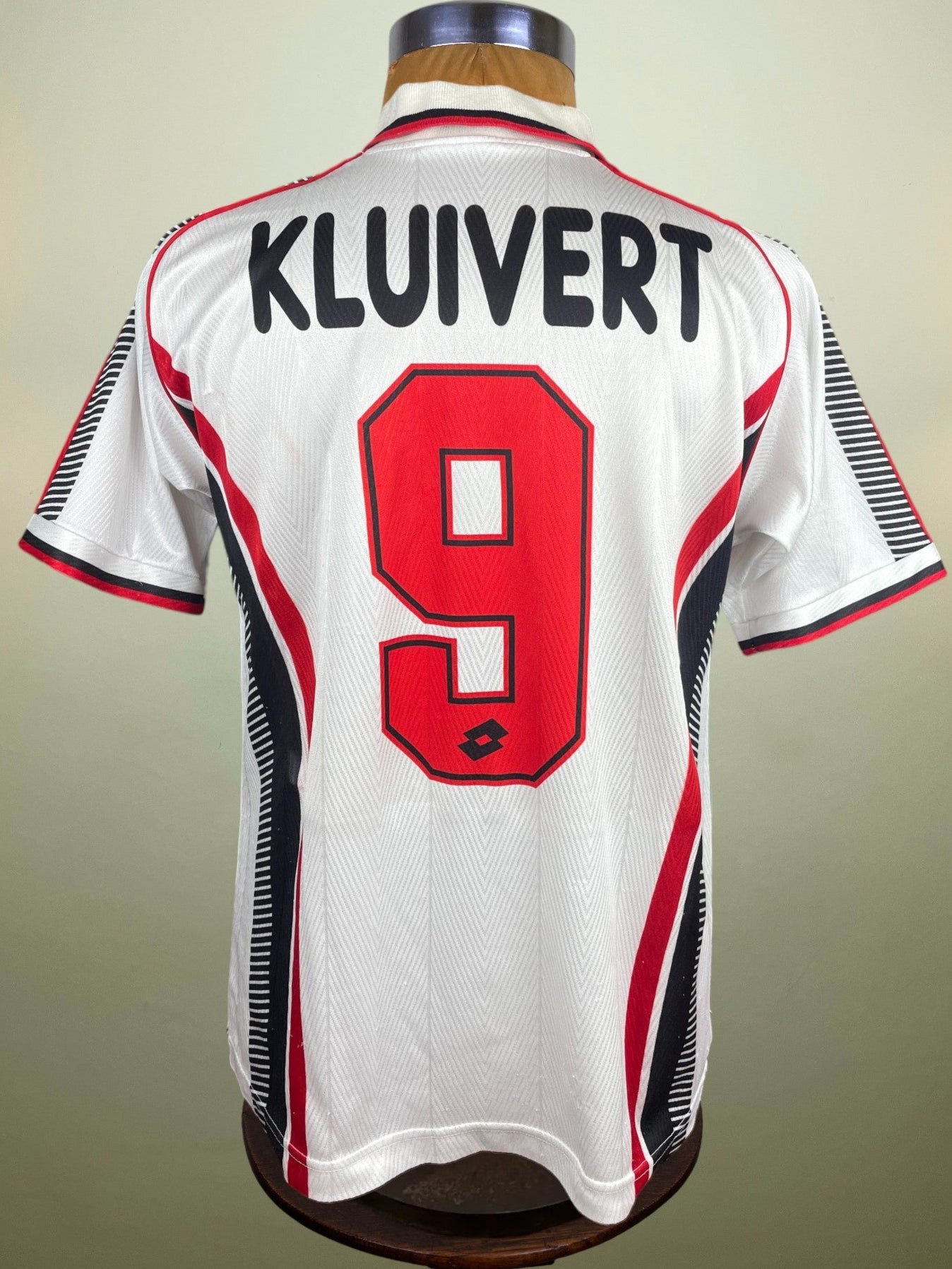 AC Milan 1997/98 Away – Store Shirt – Patrick Kluivert – Lotto