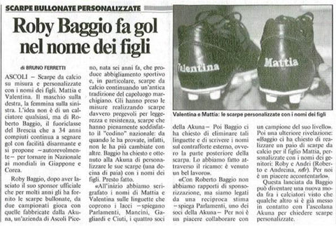 Memorabilia • Match Worn Boots • Brescia • 2001 • Akuna • Brescia • Roberto Baggio - Calcio 90
