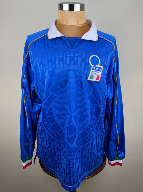 Match Shirt • National • Italia • 1995 • Nike • Home • 2 • Antonio Benarrivo • vs Ukraine • Euro 96 Qualifiers - Calcio 90