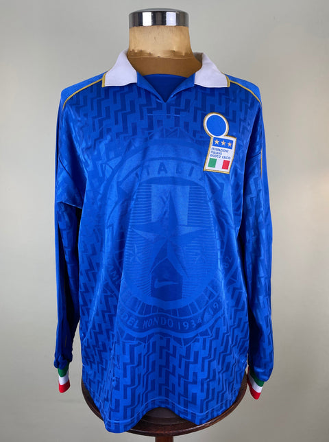 Match Shirt • National • Italia • 1995 • Nike • Home • #8 • Demetrio Albertini • vs Lithuania • Euro 96 Qualifiers