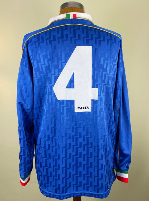 Match Shirt • National • Italia • 1995 • Nike • Home • #4 • Demetrio Albertini • vs Estonia • Euro 96 Qualifiers
