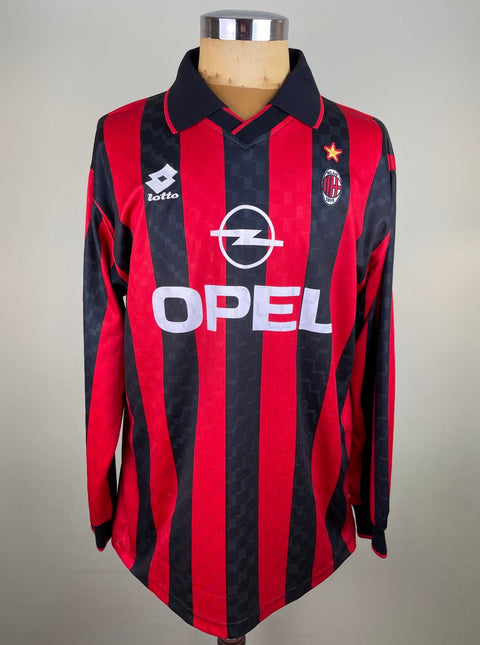 Match Shirt • Club • AC Milan • 1995 • Lotto • Home • 11 • Roberto Donadoni • Match Worn - Calcio 90