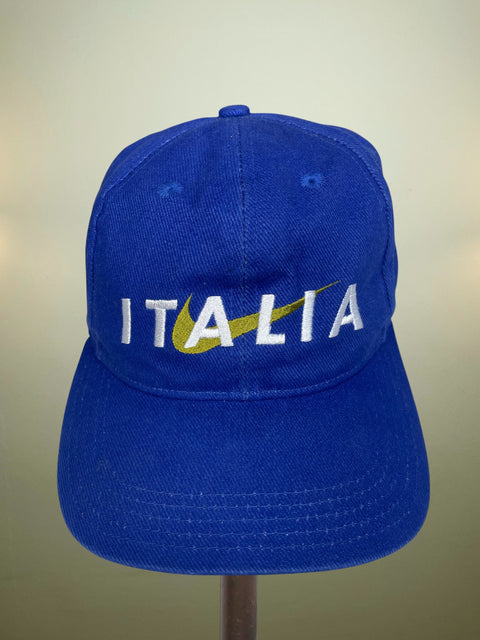 Store Memorabilia • Hat • Italy • 1996 • Official Nike Baseball Cap
