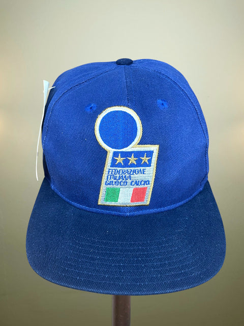Store Memorabilia • Hat • Italy • 1996 • Official Nike Baseball Cap