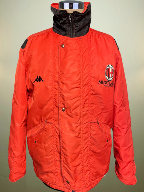 AC Milan Kappa 1988 Bench Coat with black accents and logos on a neutral background