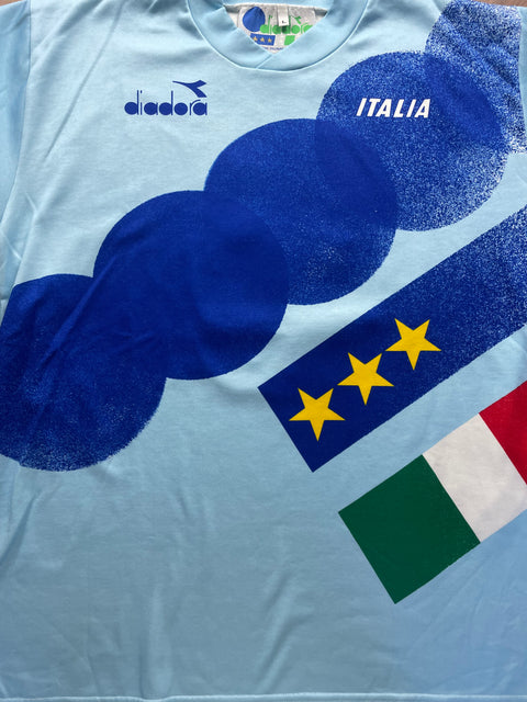 Player Issue Training • Italia • 1992 • Diadora • #8 • Training Top 