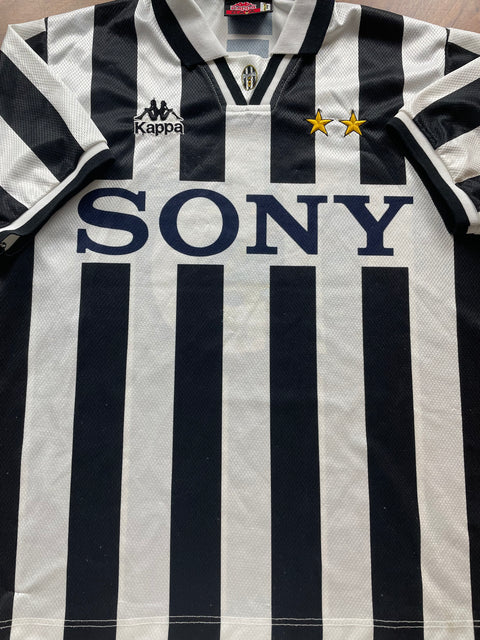 Store Shirt • Juventus • 1996 • Kappa • Christian Vieri • Size S • Player Spec 
