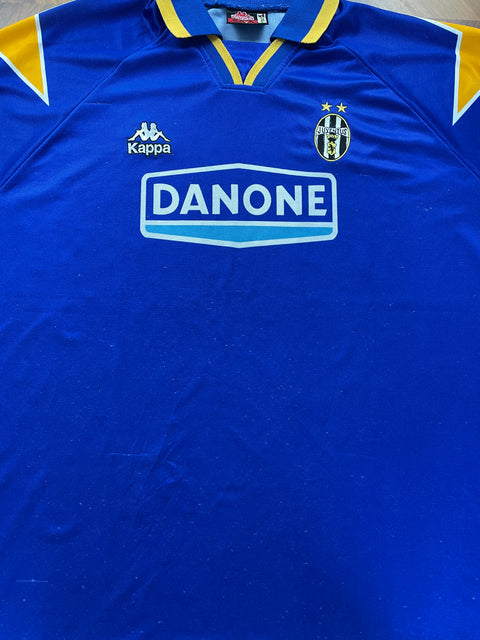 Match Shirt • Club • Juventus • 1994 • Kappa • Away • #11 • Fabrizio Ravanelli • Match Worn 
