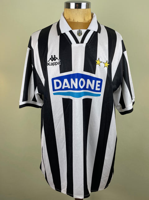 Jersey | Club | Juventus | 1994 | Roberto Baggio | Matchworn