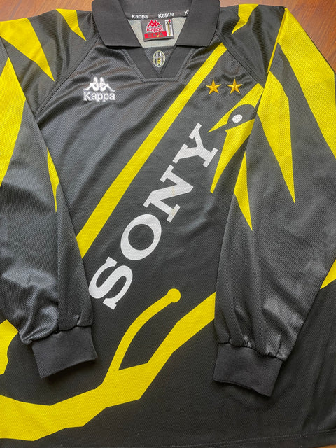 Store Shirt • Juventus • 1995 • Kappa • Third Shirt • Size XL