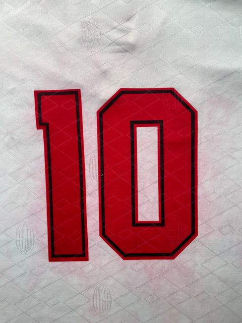 Match Shirt • Club • AC Milan • 1993 • Lotto • Away • #10 • Brian Laudrup • Match Worn