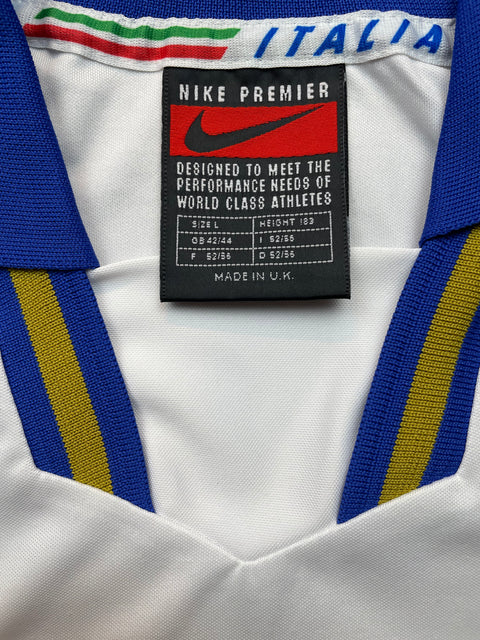 Match Shirt • National • Italia • 1996 • Nike • Home • #8 • Roberto Mussi • Match Prepared