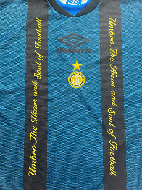 Player Issue Training • Inter • 1994 • Umbro Top • Size M
