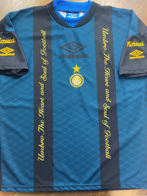 Player Issue Training • Inter • 1994 • Umbro Top • Size M
