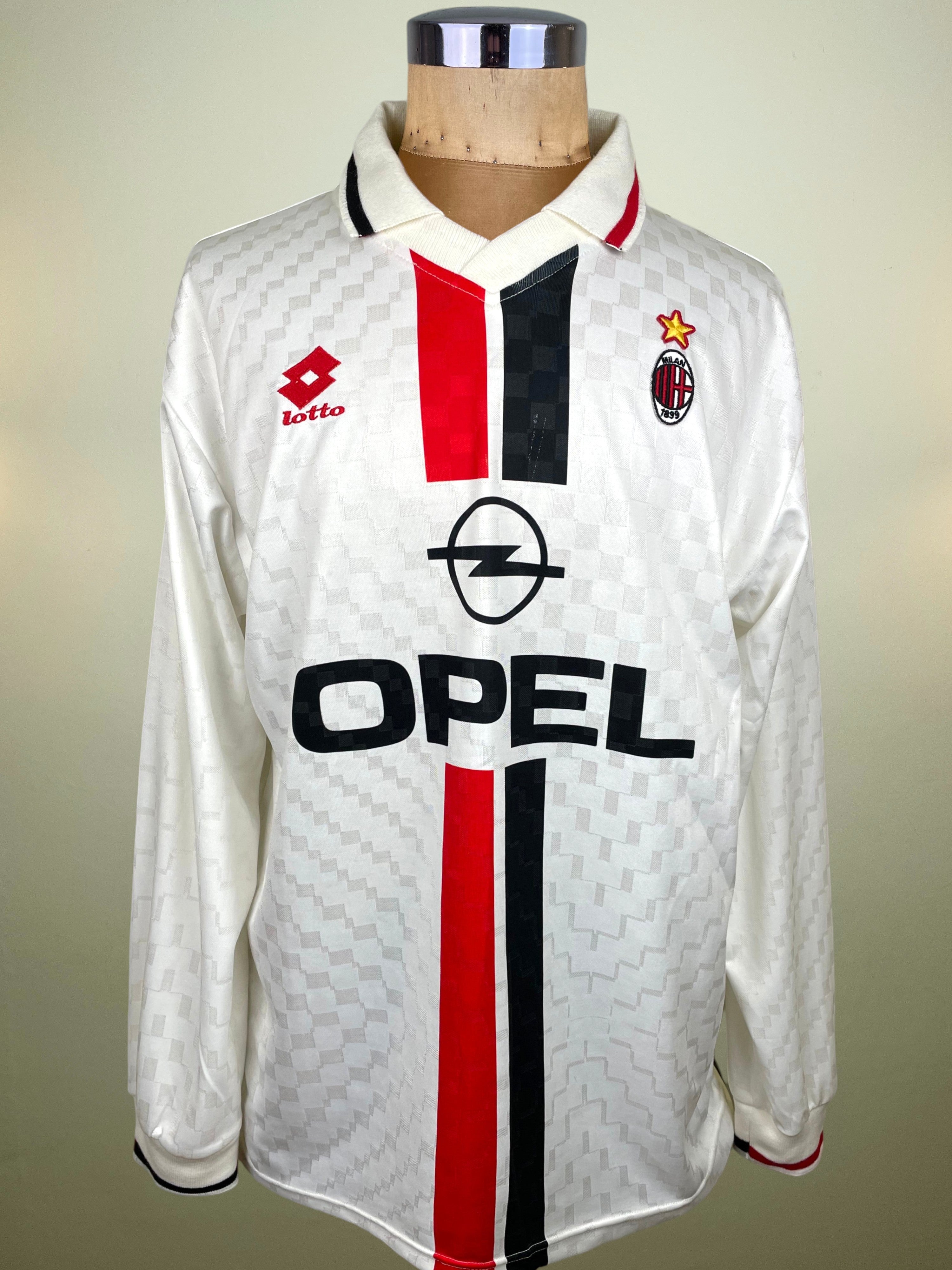 AC Milan 1995/96 Away – Match-Worn Shirt – Franco Baresi