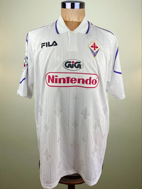 White short sleeve Fiorentina Away shirt from the 1997-98 season, with Nintendo sponsor across the chest.