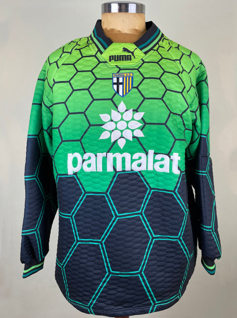 Match worn Green Gianluigi Buffon Parma long sleeve goalkeeper shirt from the 1997-98 season, with Parmalat sponsor across the chest in the fabric of the shirt. Made by Puma.