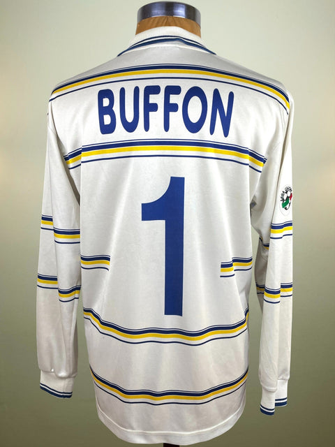 Match worn white Gianluigi Buffon Parma goalkeeper shirt from the 1998-99 season, in long sleeve with Buffon 1 across the back in the fabric of the shirt. Made by Lotto.