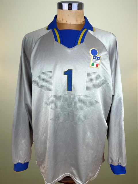 Silver Nike Italy Goalkeeper Jersey with number 1 and Italian flag emblem on a mannequin against a neutral background