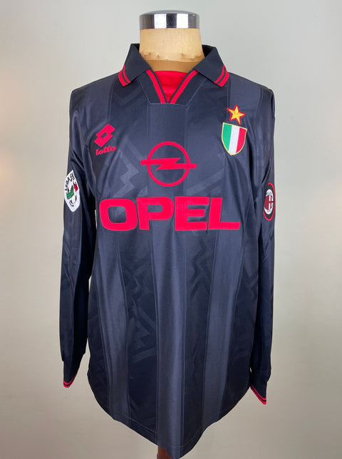 Jersey | Club | AC Milan | 1996 | George Weah | Matchworn | Signed